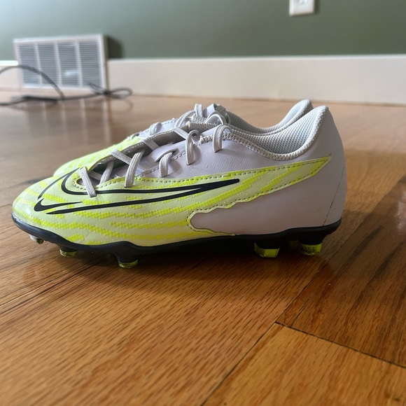 Nike phantom gx soccer cleats - Picture 3 of 7